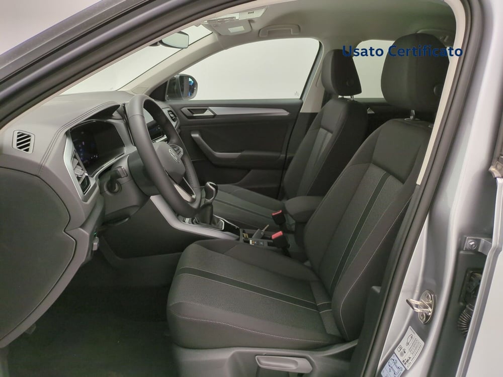 Volkswagen T-Roc nuova a Avellino (13)
