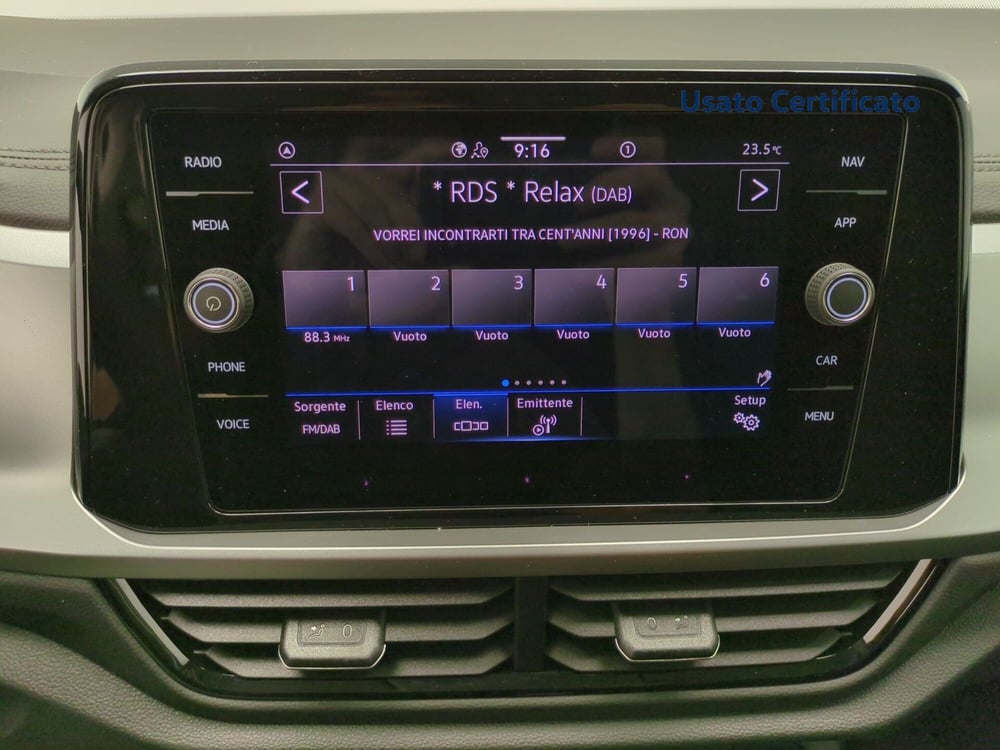 Volkswagen T-Roc nuova a Avellino (20)