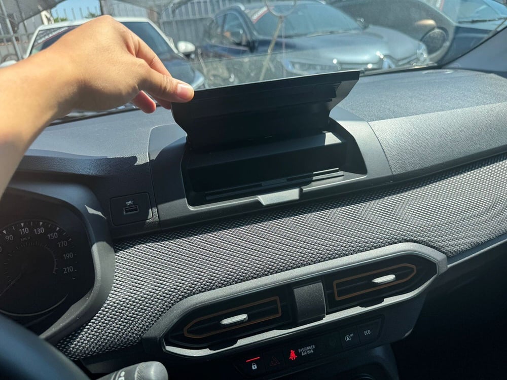 Dacia Sandero usata a Pavia (12)