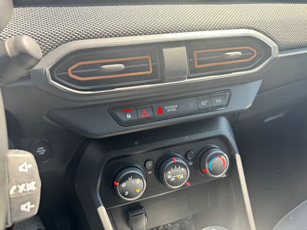 Dacia Sandero usata a Pavia (9)