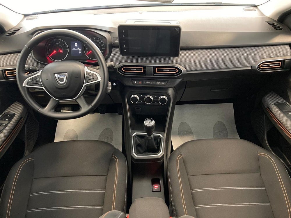 Dacia Sandero usata a Brescia (16)