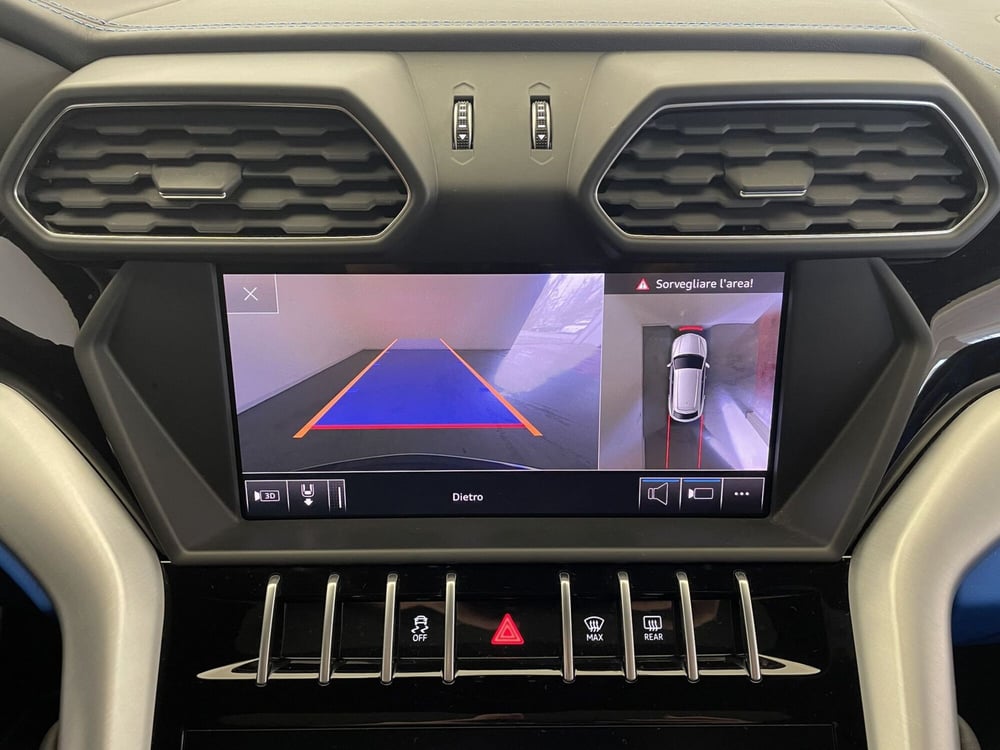 Lamborghini Urus usata a Bologna (13)