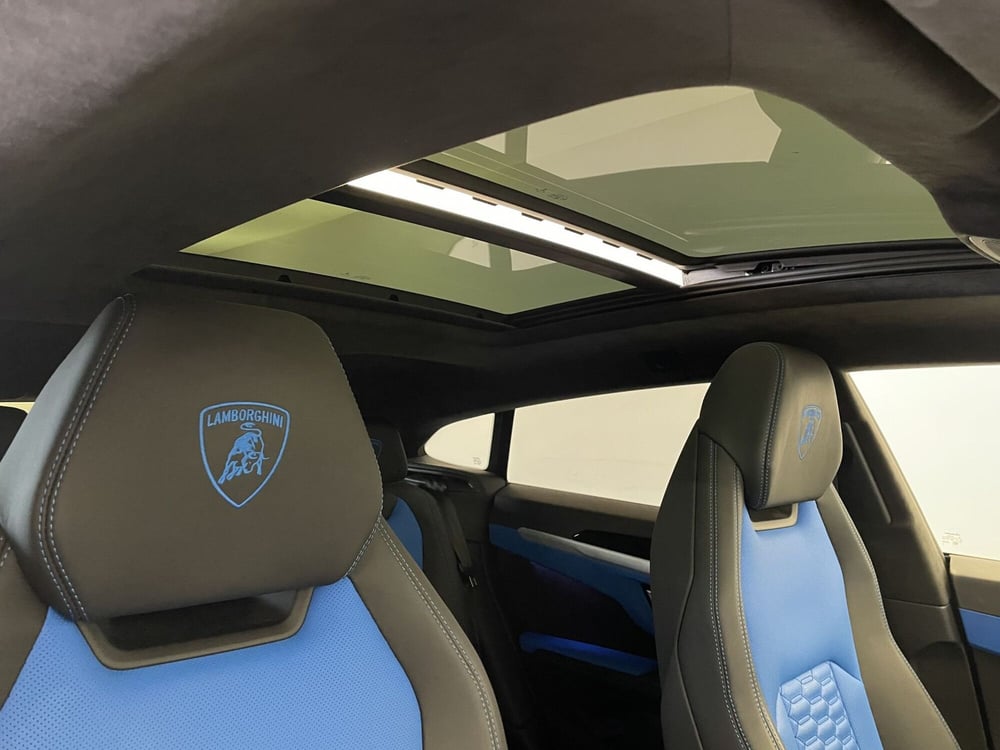 Lamborghini Urus usata a Bologna (15)