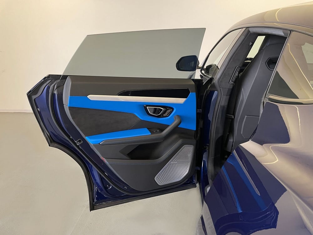 Lamborghini Urus usata a Bologna (20)