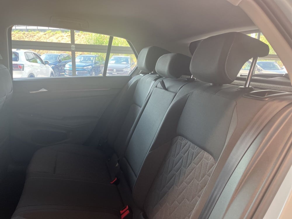 Volkswagen Golf nuova a Salerno (20)