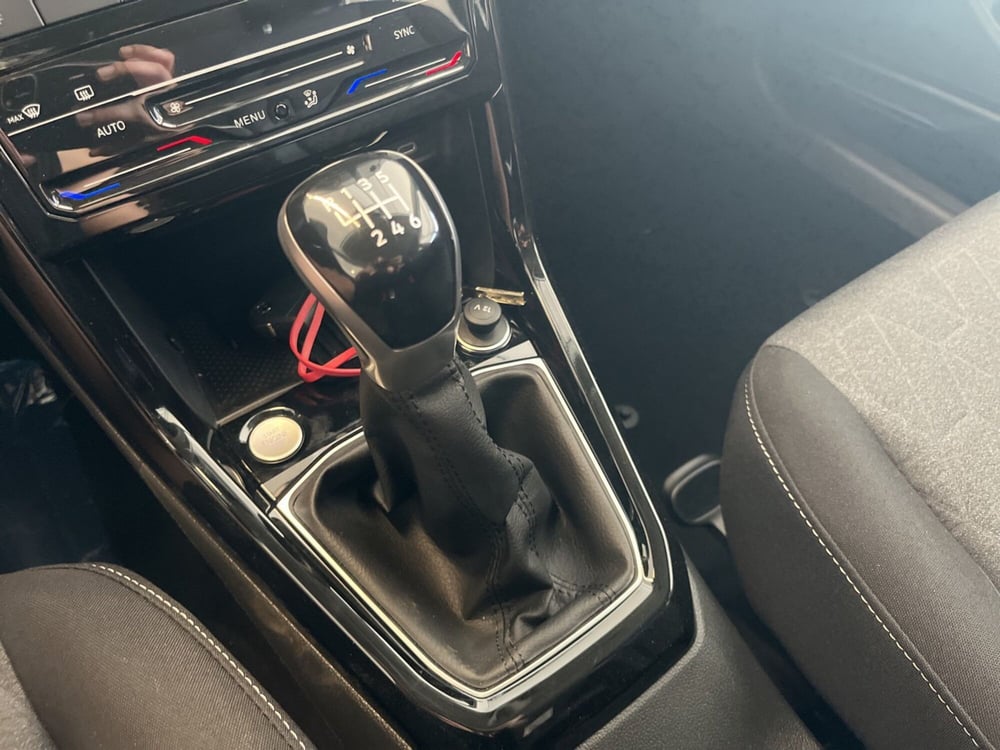 Volkswagen T-Cross nuova a Salerno (13)