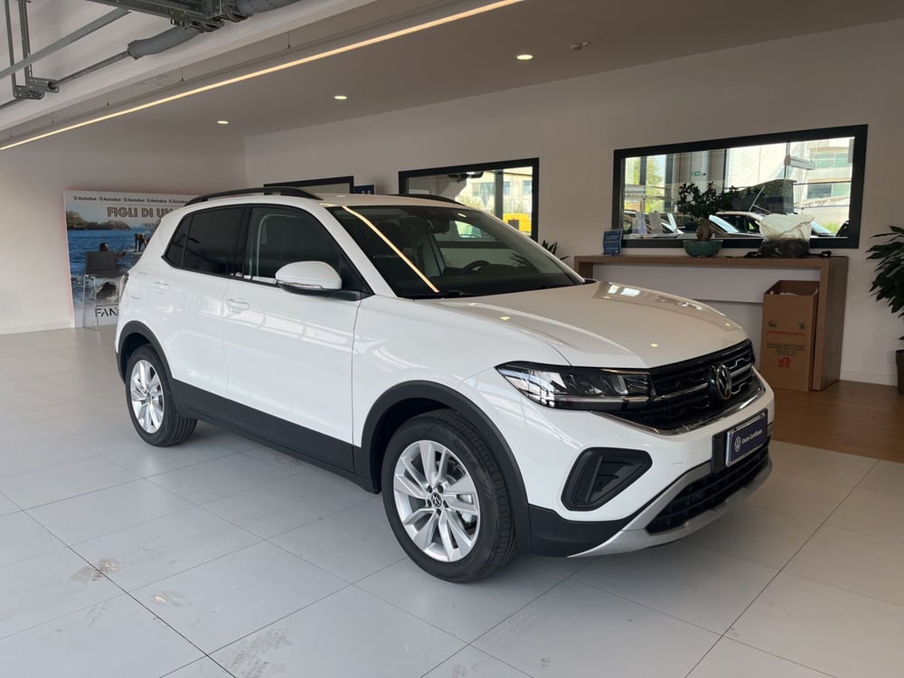 Volkswagen T-Cross nuova a Salerno (4)