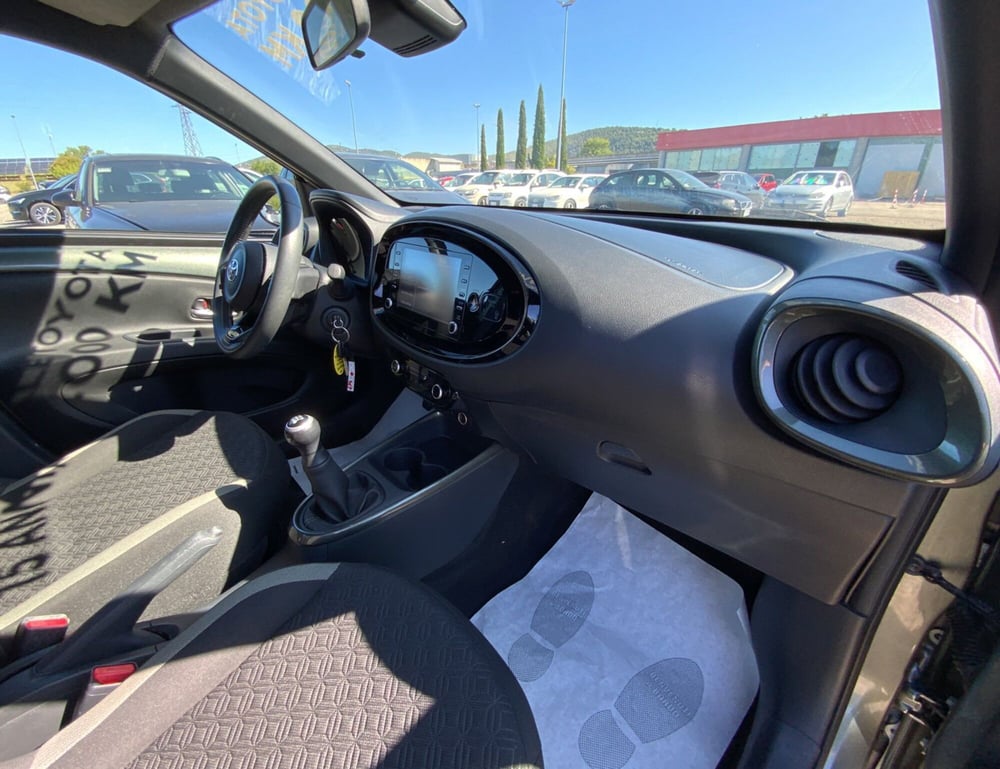 Toyota Aygo X usata a Perugia (7)
