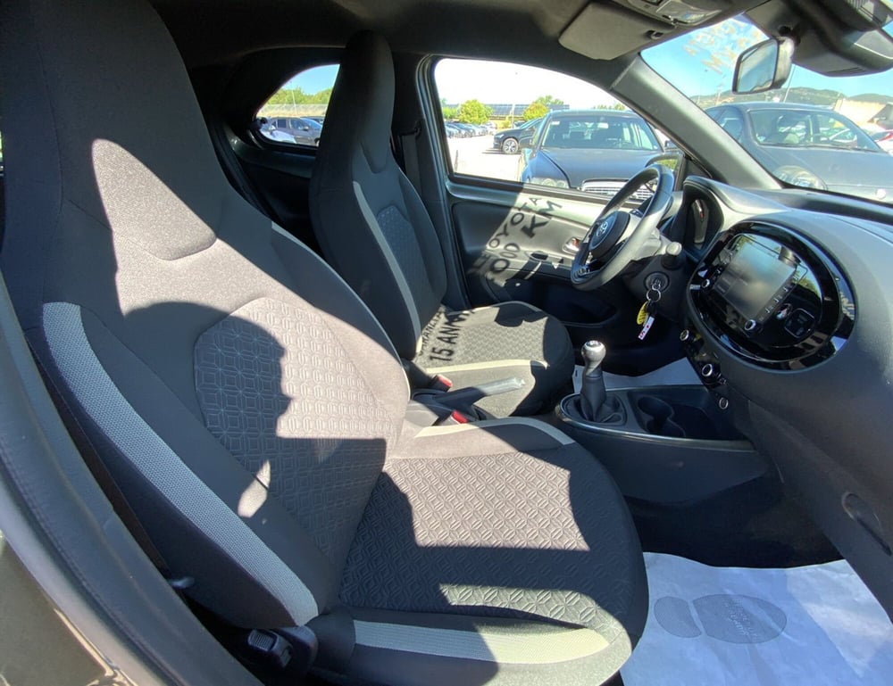Toyota Aygo X usata a Perugia (8)