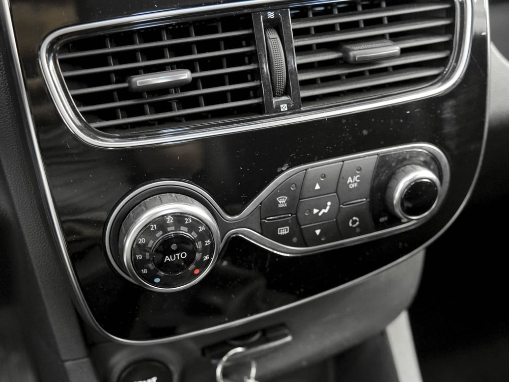 Renault Clio usata a Prato (15)