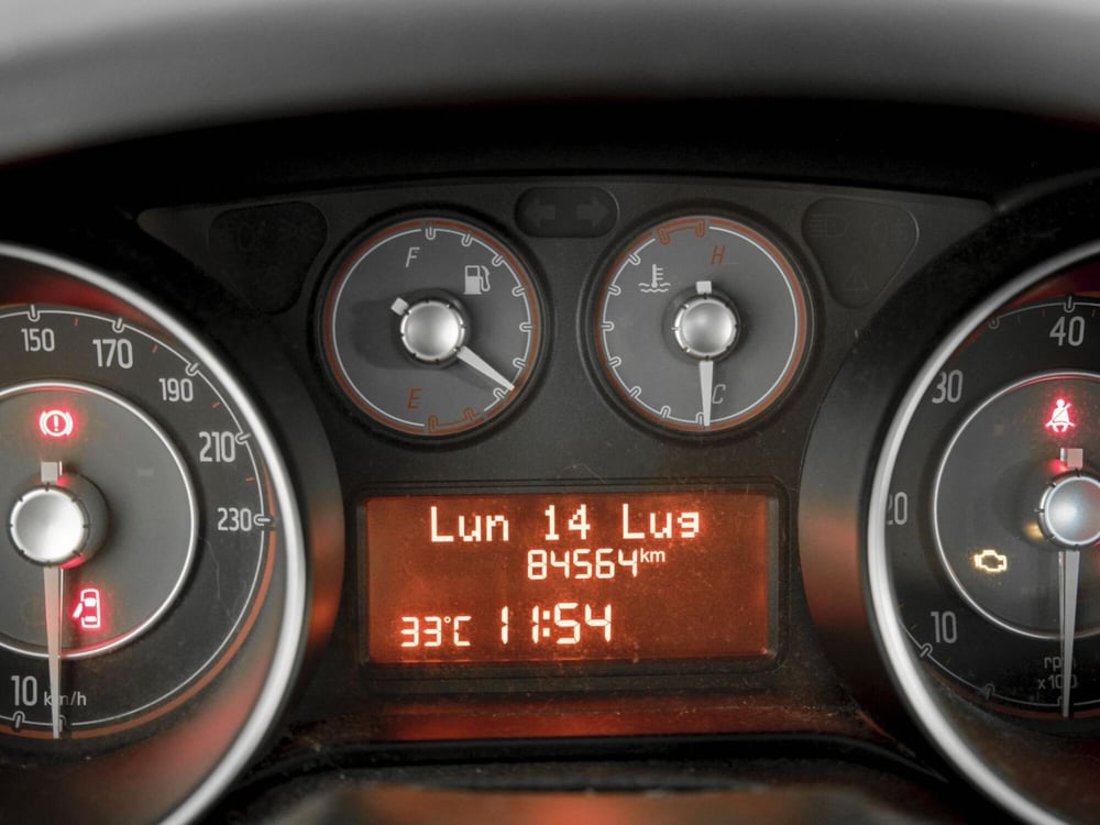 Fiat Punto usata a Prato (11)