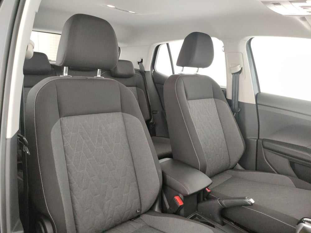 Volkswagen T-Cross usata a Napoli (8)