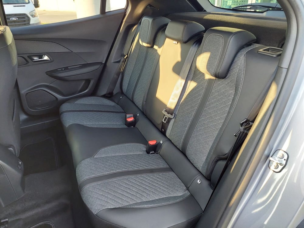 Peugeot 2008 nuova a Treviso (8)
