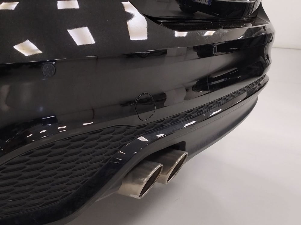 Jaguar XE usata a Cuneo (18)