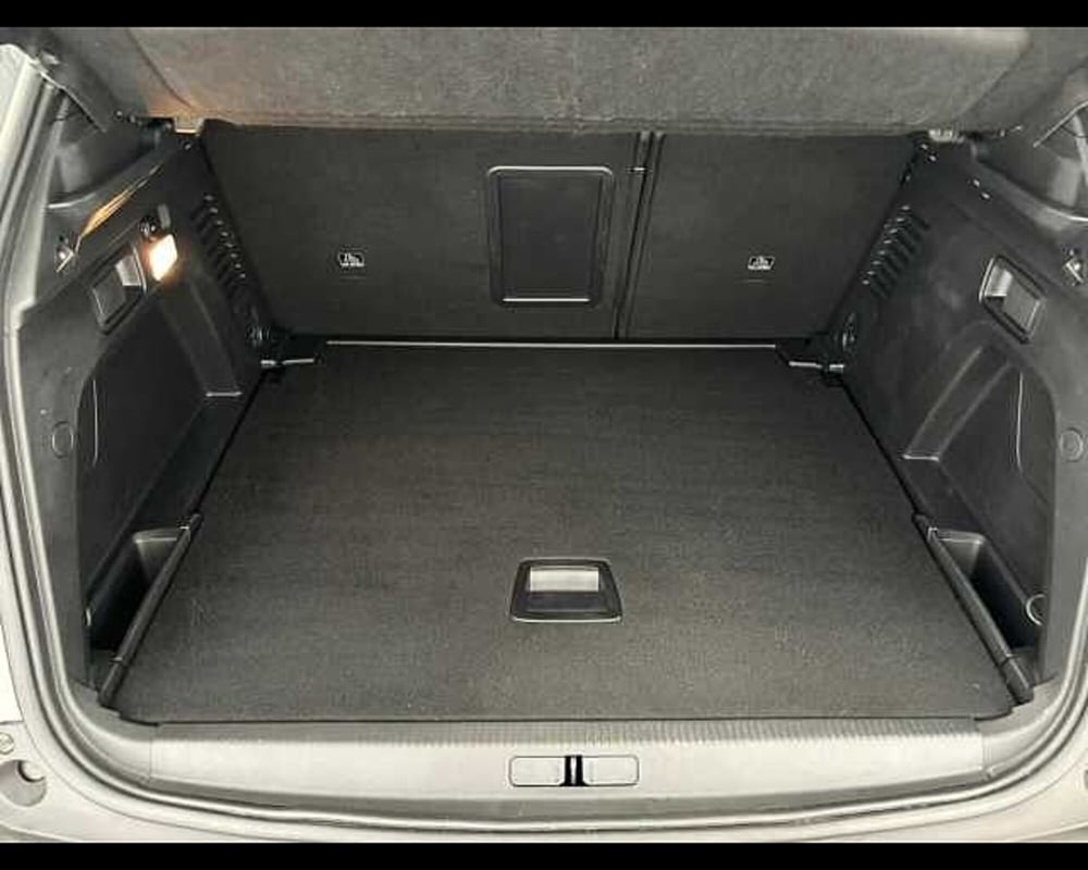 Peugeot 3008 usata a Milano (10)