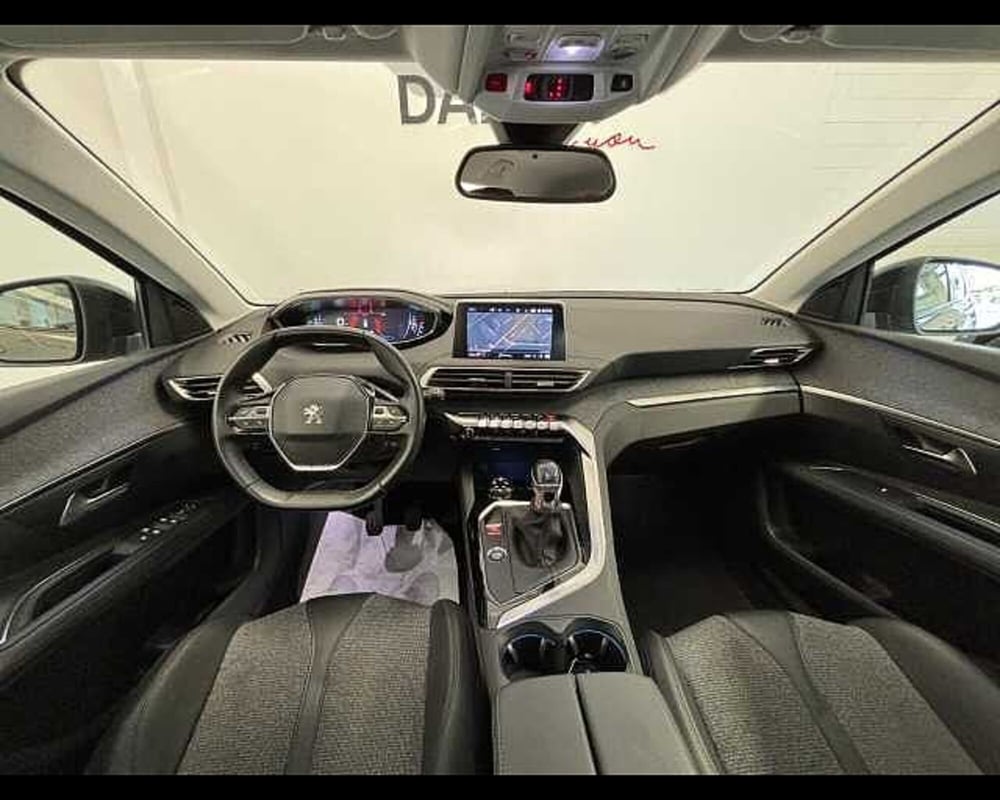 Peugeot 3008 usata a Milano (13)