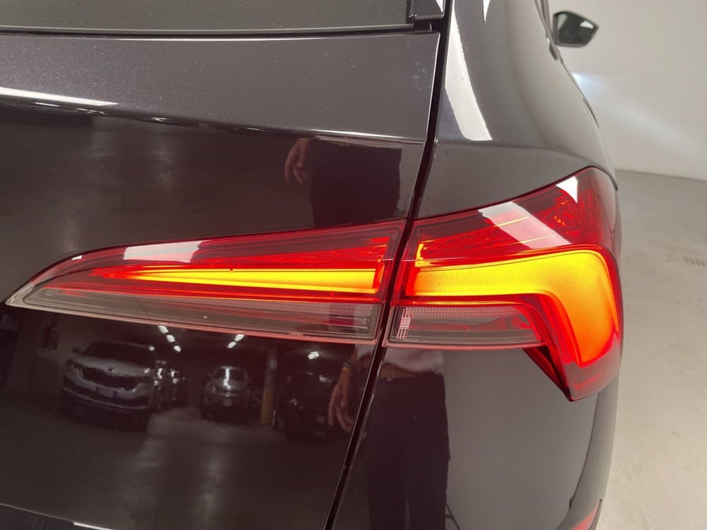 Skoda Kamiq usata a Varese (15)