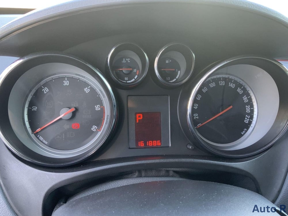 Opel Meriva usata a Potenza (12)