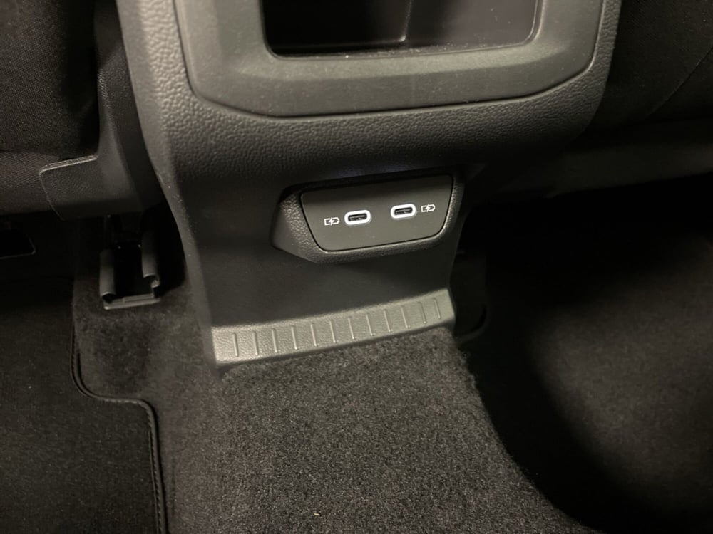 Volkswagen T-Cross nuova a Varese (19)