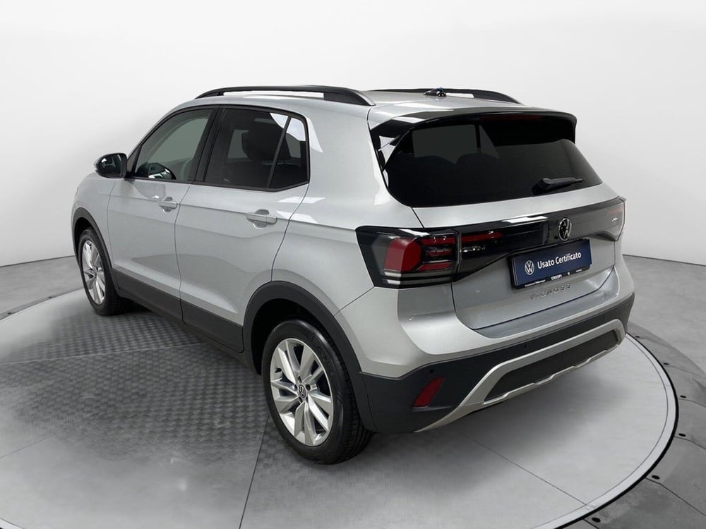 Volkswagen T-Cross nuova a Varese (4)