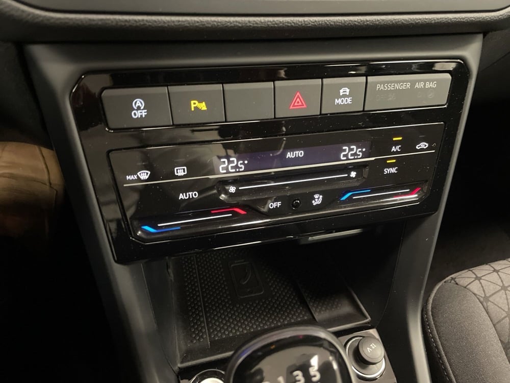 Volkswagen T-Cross usata a Varese (10)
