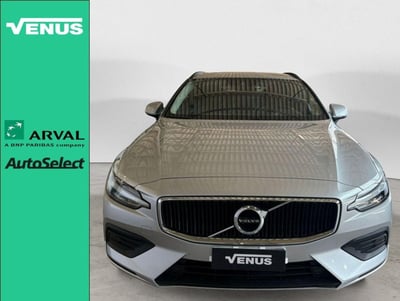 Volvo V60 B4 Geartronic Momentum Business Pro del 2022 usata a Monza