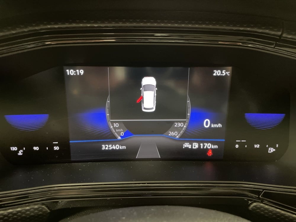 Volkswagen T-Cross usata a Varese (8)