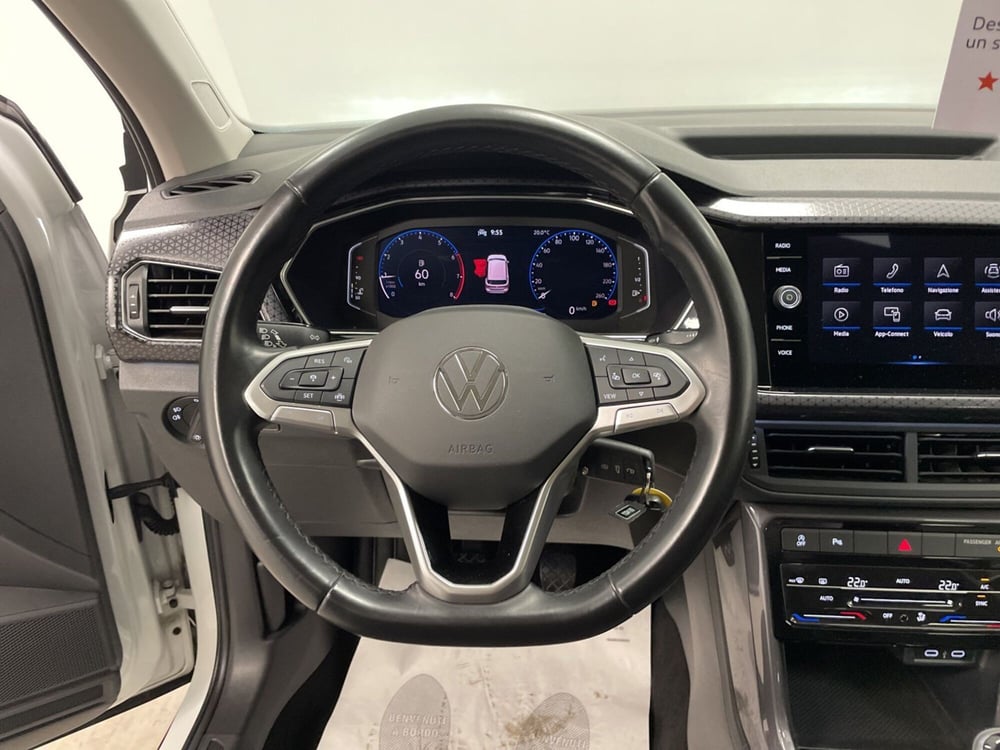 Volkswagen T-Cross usata a Varese (17)
