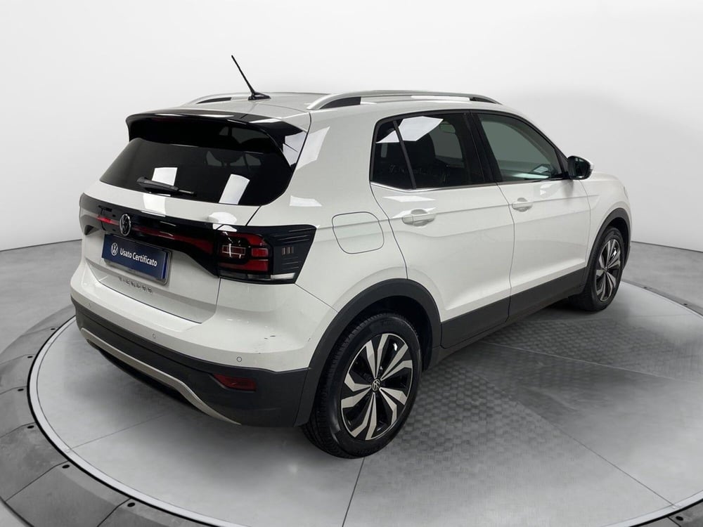 Volkswagen T-Cross usata a Varese (6)