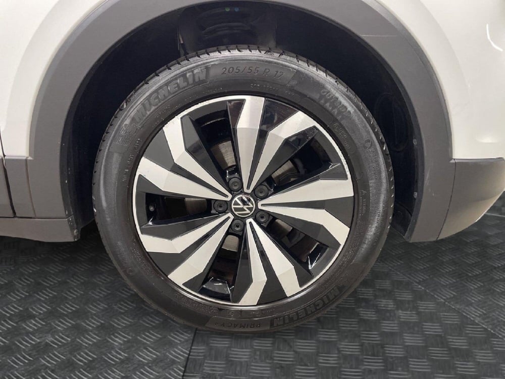 Volkswagen T-Cross usata a Varese (7)