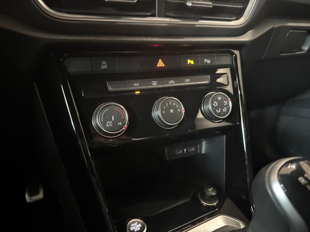 Volkswagen T-Roc usata a Prato (15)