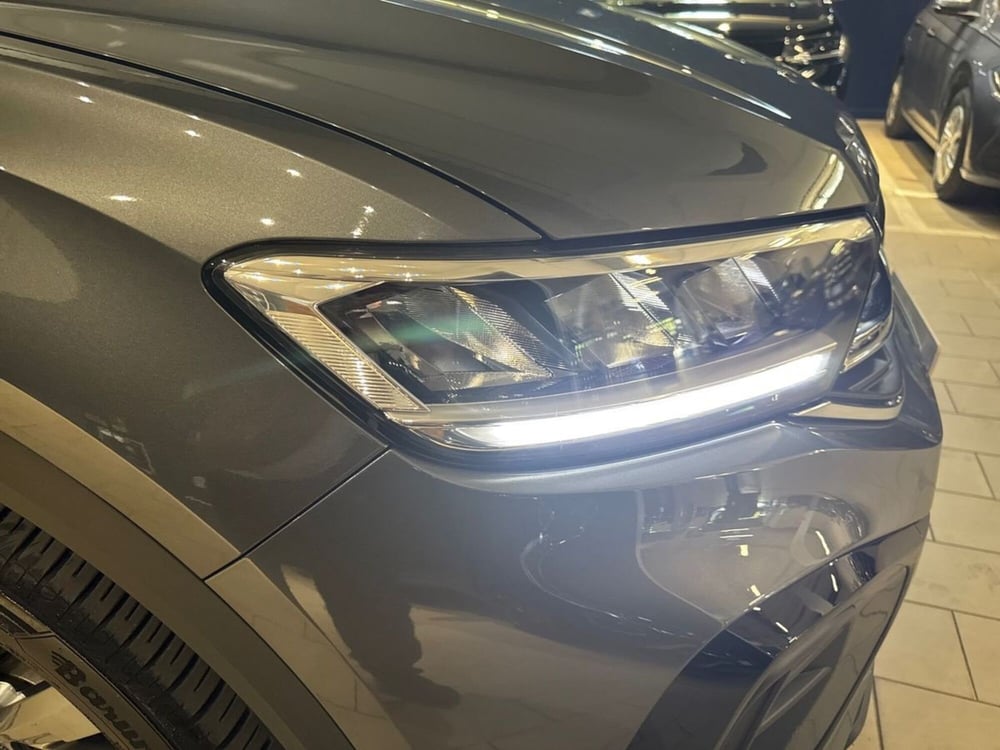 Volkswagen T-Roc usata a Prato (7)