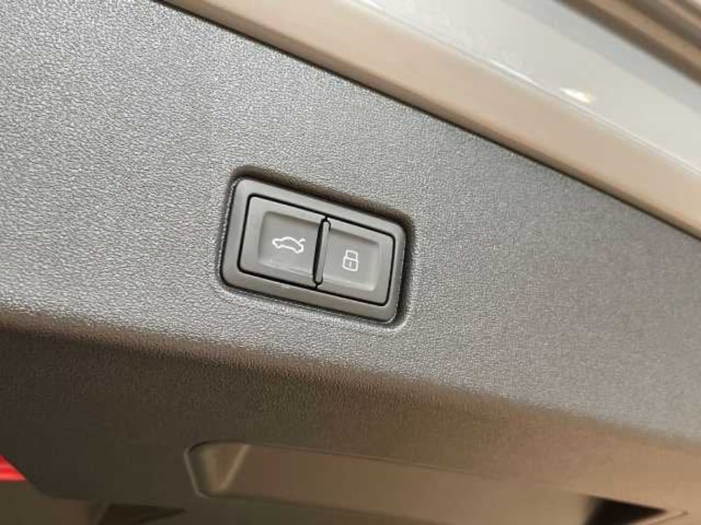 Audi Q4 nuova a Pistoia (17)