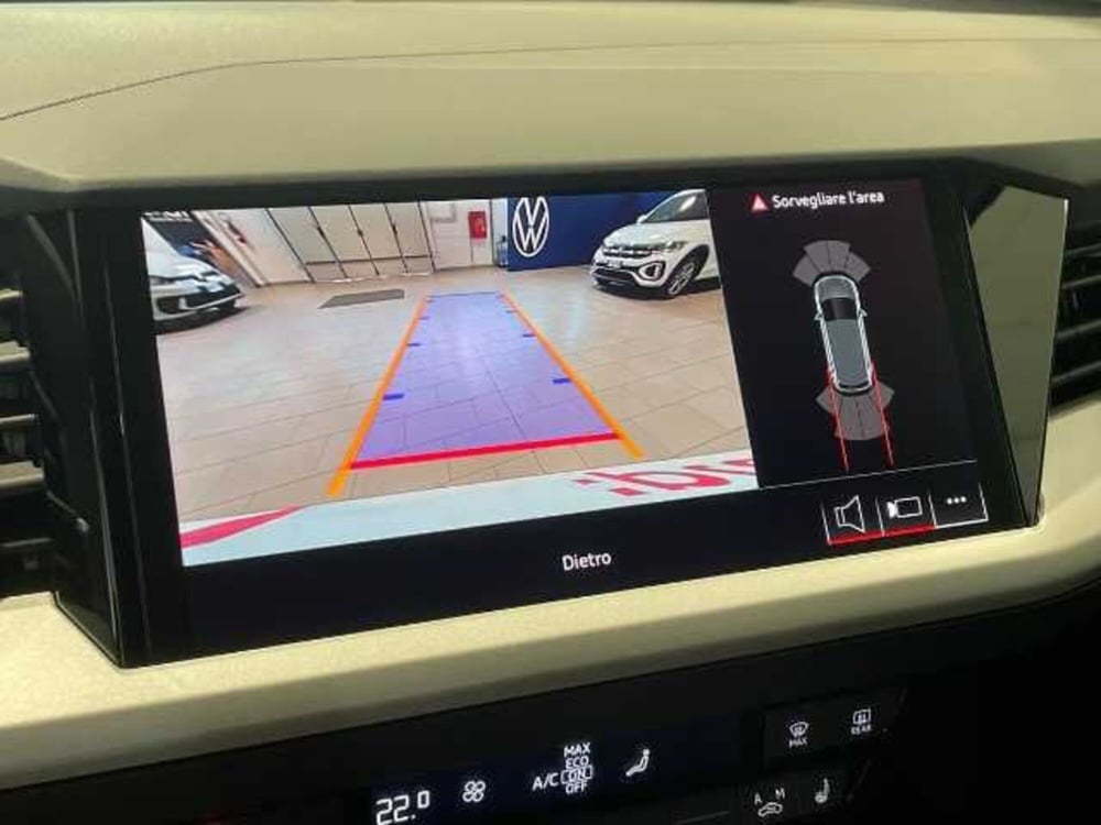 Audi Q4 nuova a Pistoia (18)