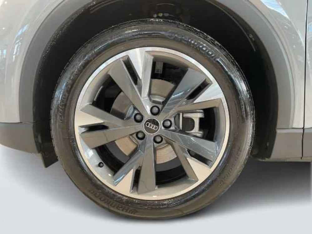 Audi Q4 nuova a Pistoia (7)