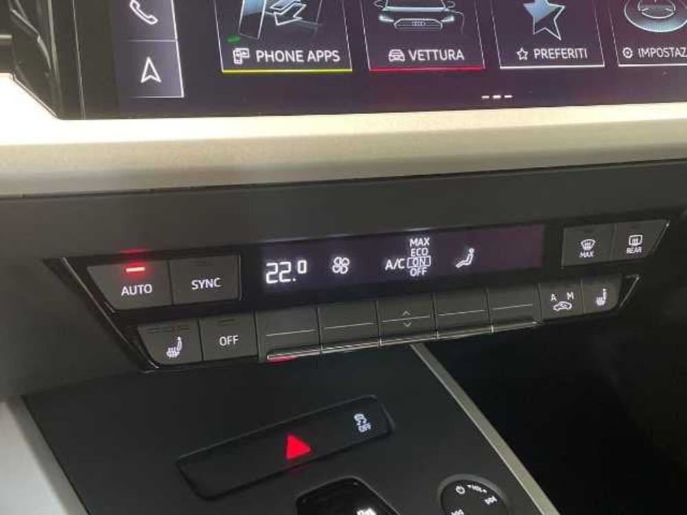 Audi Q4 nuova a Pistoia (9)