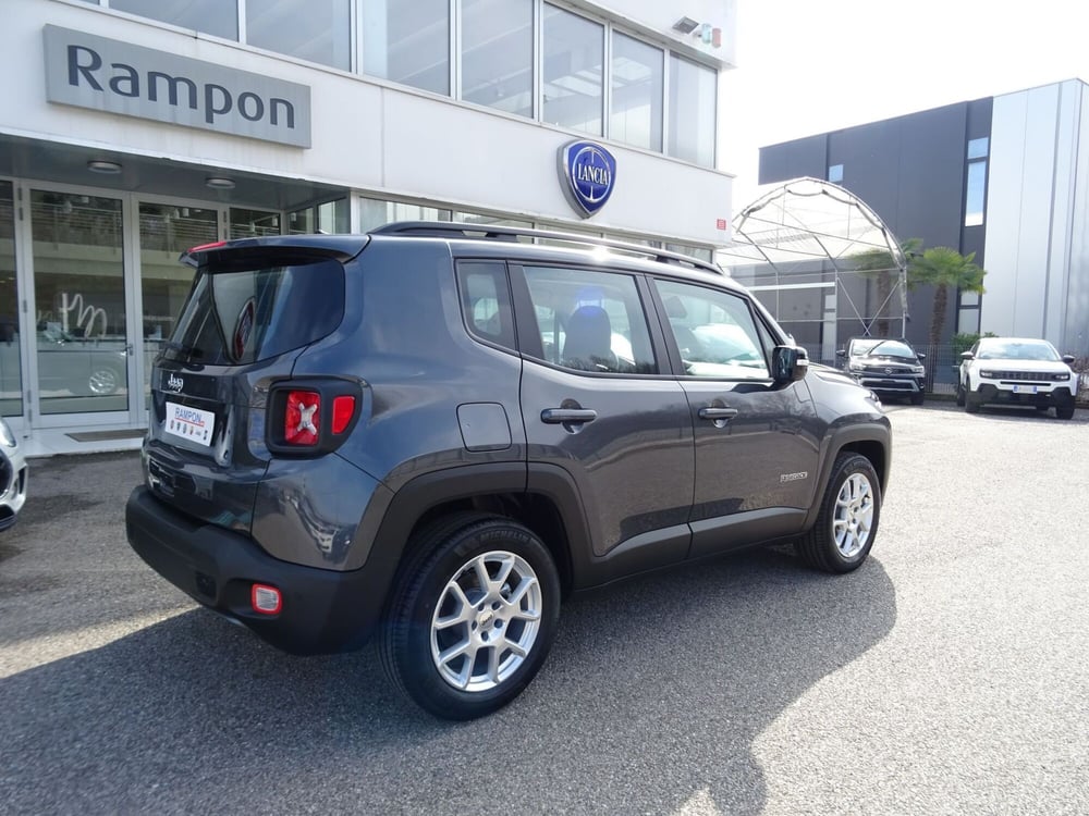 Jeep Renegade nuova a Venezia (3)