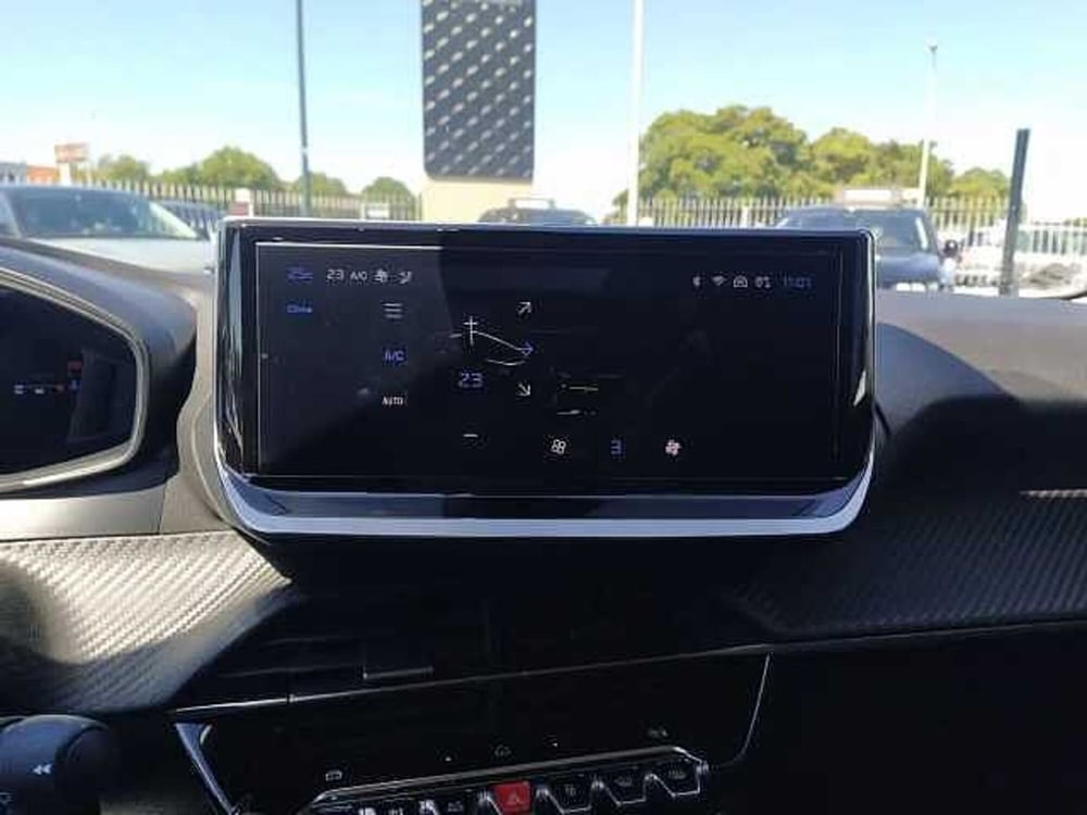 Peugeot 208 usata a Milano (14)