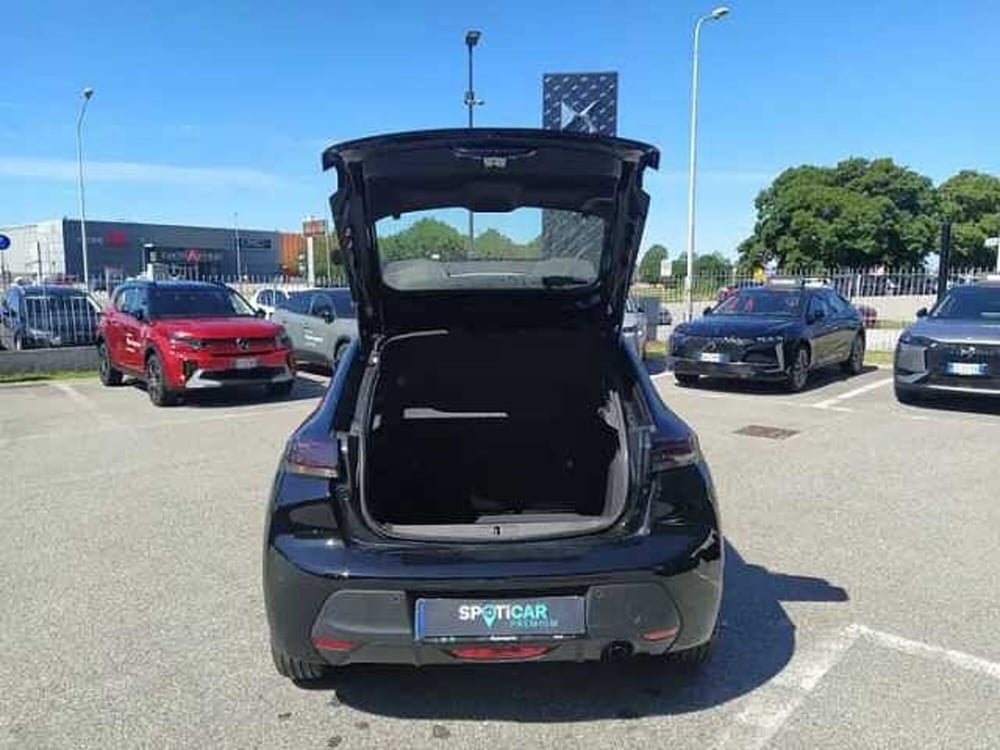 Peugeot 208 nuova a Milano (7)
