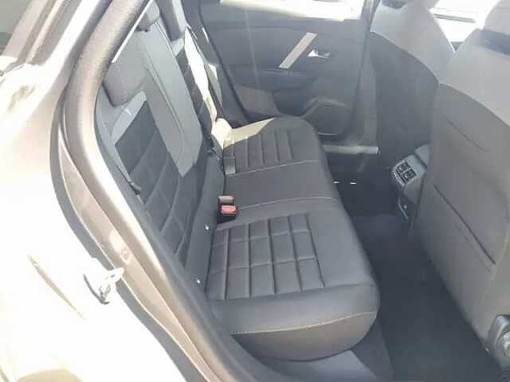 Citroen C4 nuova a Milano (11)