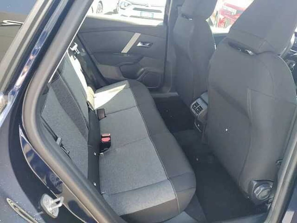 Citroen C4 nuova a Milano (11)
