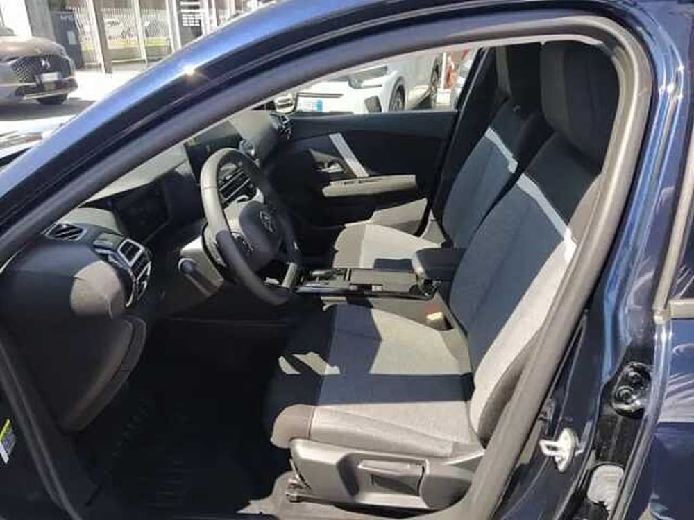 Citroen C4 nuova a Milano (8)