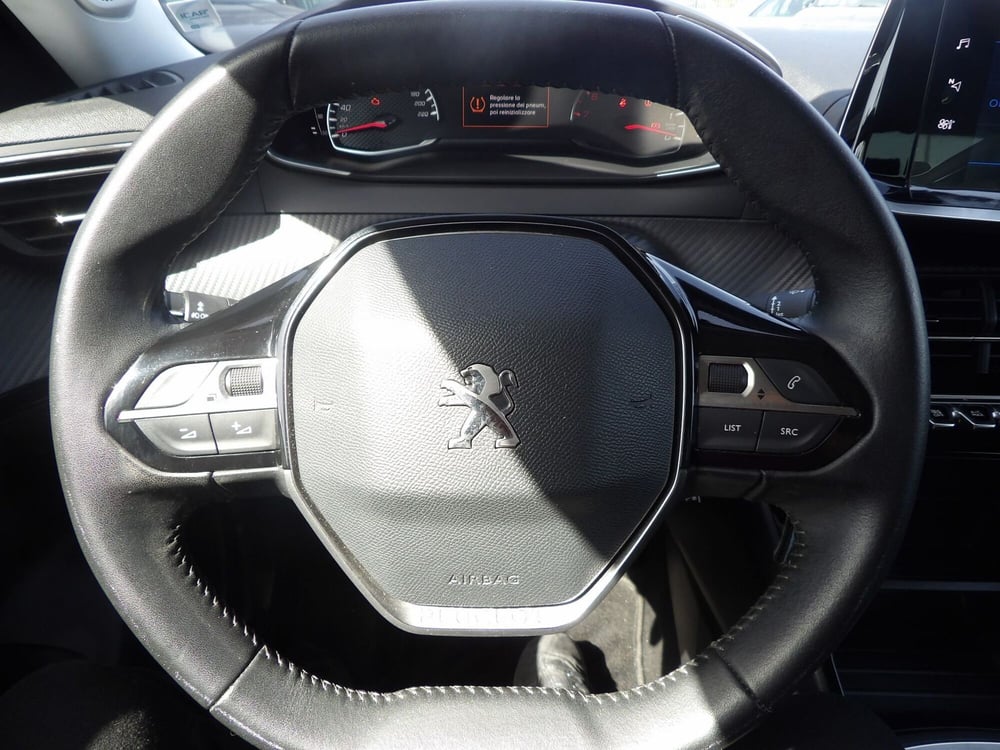 Peugeot 2008 usata a Catania (12)