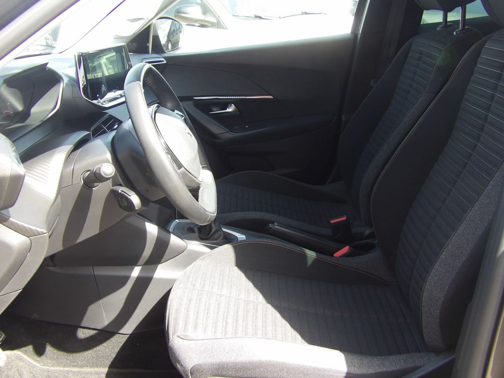 Peugeot 2008 usata a Catania (6)