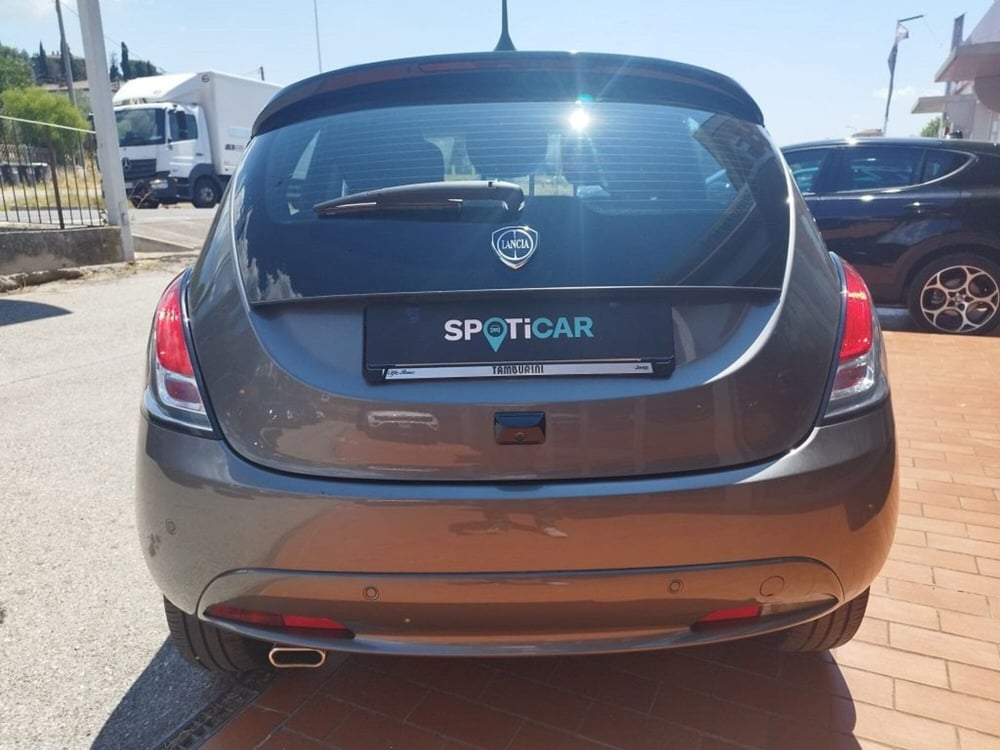 Lancia Ypsilon usata a Arezzo (6)