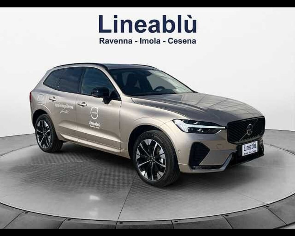 Volvo XC60 nuova a Ravenna (7)