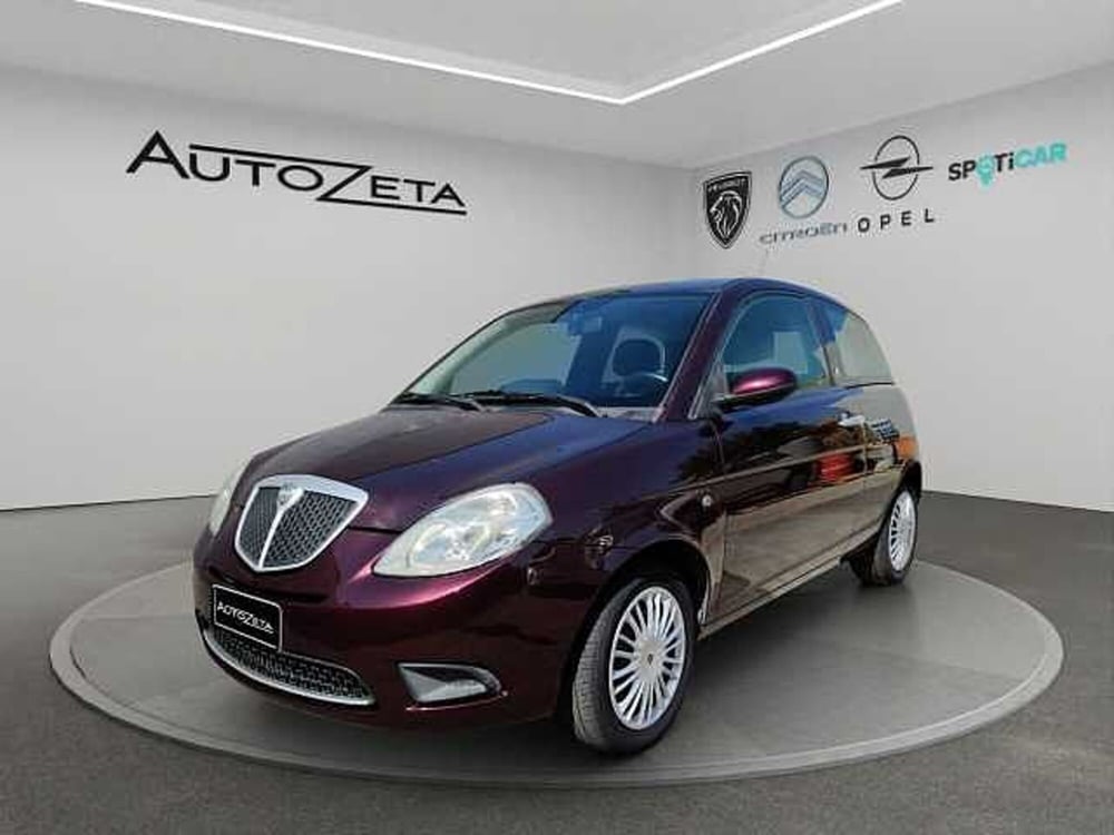 Lancia Ypsilon usata a Vibo Valentia
