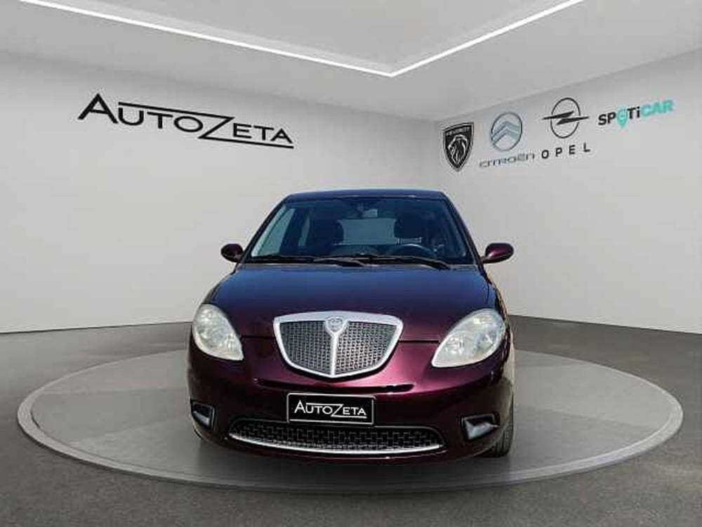 Lancia Ypsilon usata a Vibo Valentia (2)