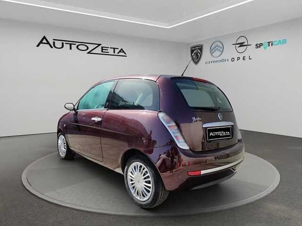 Lancia Ypsilon usata a Vibo Valentia (7)