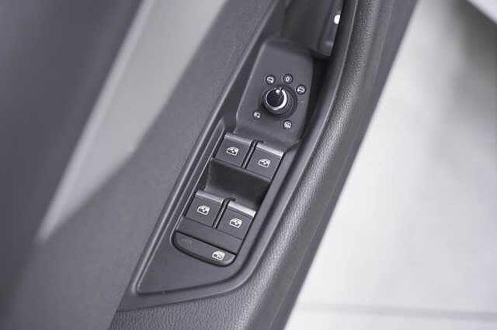 Audi A4 Avant usata a Como (16)
